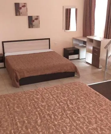 Lägenhet Danita & Diva Restaurant Bbq&pool Bar