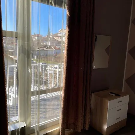 Danita & Diva Restaurant Bbq&pool Bar * Varna