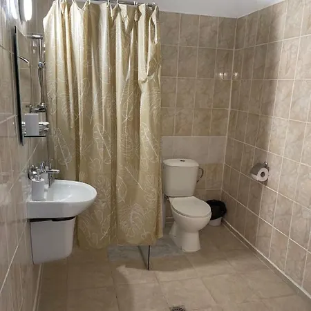 Danita & Diva Restaurant Bbq&pool Bar * Varna