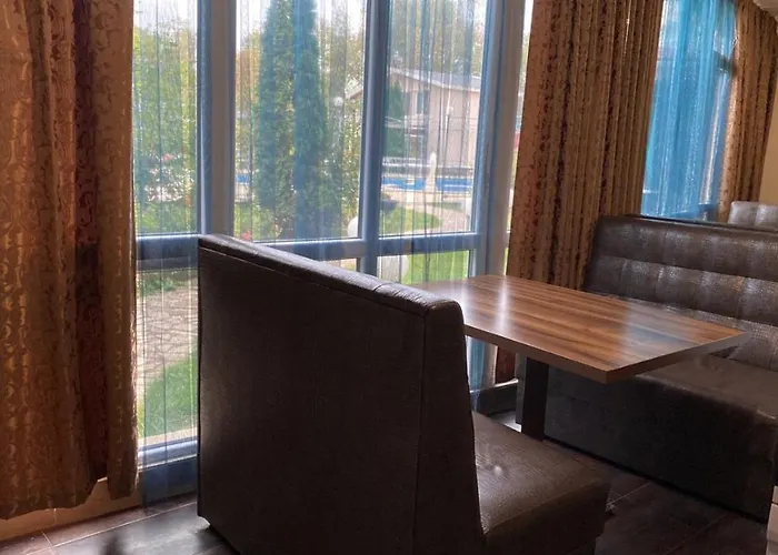 Danita & Diva Restaurant Bbq&pool Bar Apartman