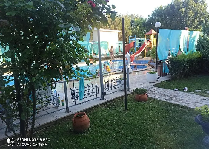 Danita & Diva Restaurant Bbq&pool Bar Várna