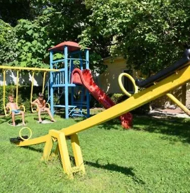 Apartman Danita & Diva Restaurant Bbq&pool Bar