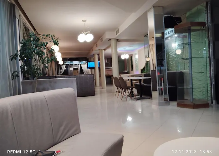 Danita & Diva Restaurant Bbq&pool Bar Apartman